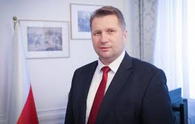 Oświata, uczelnie wyższe, kursy i szkolenia, matura, nauczyciele, strajk nauczycieli. Nasz Wywiad Czarnek O Celebrytkach I Cnotach Niewiescich