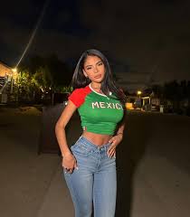 Sarah Cortina - Free nude pics, galleries & more at Babepedia