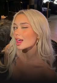 Chat with katie. GL || WLW