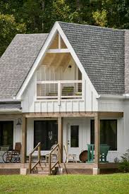 This is the safest bet if you are wanting a gray/greige look for your homes exterior. White Rustic Farm House Novocom Top