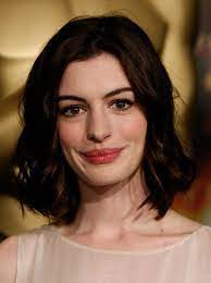 Anne Hathaway S Shoulder Length Hair Shoulder Length Hair Hair Lengths Shoulder Hair