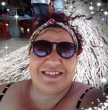 REFLITA: O único pássaro que se atreve a bicar uma águia é o corvo. Ele  senta-se nas suas costas e morde o seu pescoço. No entanto, a águia não  responde, nem luta