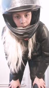 Nass und klebrig #fyp #motorrad #lederkombi #viral