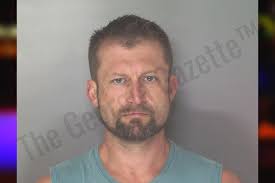 Earl Frank : https://thegeorgiagazette.com/douglas/earl-frank-8/