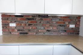 Aber auch, wenn sie in der küche einen hässlichen oder. Kuchenruckwand Steinoptik Aus Steinverblendern Riemchenwerk