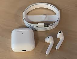 Apple S Newest Airpods Offer Same Great Quality With Wireless Charging Apple Watch Models Apple Airpods 2 Apple