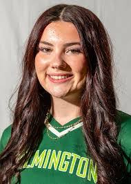 Samantha Schwab's Instagram, Twitter & Facebook