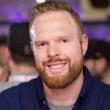 Lisa Brey's Instagram, Twitter & Facebook