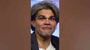 Juan Mayor wants his music back #chibson #guitar