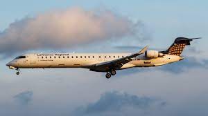 Canada's first jet airliner to enter commercial service was introduced by launch customer lufthansa in 1992. Lufthansa Cityline Crj 900 Experiences Light Smoke On Board