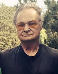 Lloyd Swadling's Instagram, Twitter & Facebook