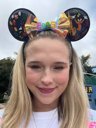 Meeting legendary cast member at Tower of Terror