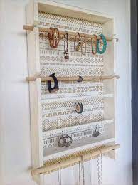 Le porte boucle d oreille maison sera donc d'une utilité non négligeable, apportant aussi une touche décorative. Organisateur Bijoux Mural Porte Bijoux Asdesboites Porte Bijoux Mural Porte Bijoux Organisateur De Bijoux