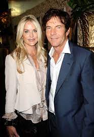 See Dennis Quaid And The Rest Of The Parent Trap Cast Then And Now Closer Weekly Cute Celebrity Couples Celebrity Couples Wife Movies