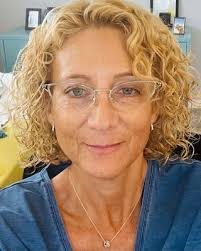 Andrea Mccrary's Instagram, Twitter & Facebook