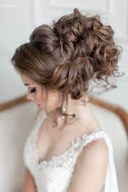 While straight hair and a wedding gown is still rather more of an oddity, you are far more likely to find brides embracing the longer hair styles and cutting down wearing the veil that covers up way more of her than most of them cares to. 40 Best Wedding Hairstyles For Long Hair 2020 My Stylish Zoo