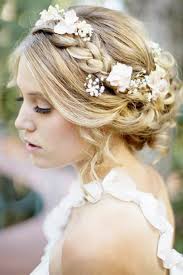 Frisur Blumenkranz Frisur Hochzeit Frisuren Hochzeit Hochzeitsfrisuren