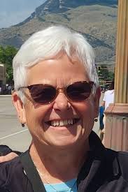 Introduction of a 6th grade teacher in rural Maine