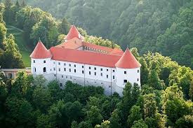 Schloss Mokritz Burg Mokrice Slowenien Burg Orte Slowenien