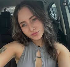 Hi everyone, looking for some recommendations and/or suggestions/ and/or a  landlord ... We are looking for a 2 bedroom house/apartment to rent. My  partner and I will be moving to the Cairns