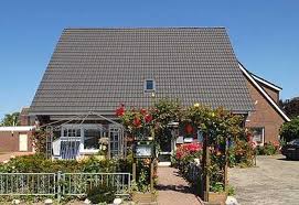 Zum beispiel bieten ihnen einige der wohnungen einen herrlichen ausblick auf das wattenmeer. Ferienwohnungen Wattwurm Und Seestern Im Haus Boje In Neuharlingersiel Bei Hrs Holidays Gunstig Buchen