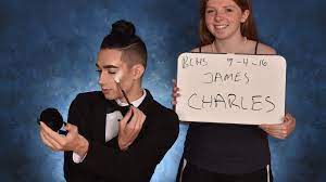 Class of 2019 last video : This Teen Retook His Senior Yearbook Photo To Make His Highlighter Pop More And We Re So Here For It Glamour
