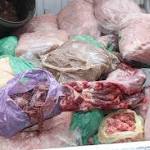 ضبط لحوم وأغذية فاسدة وأسطوانات