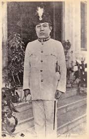 Baginda memerintah selama 61 tahun dari 22 september 1881 hingga 13 mei 1943. A Grand Gesture Of Love