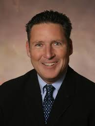 Hanson, Helm earn nod in Dallas; Olson wins in Story