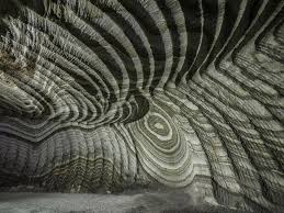 These salt deposits were formed during the “Messinian Salinity Crisis”, a geological event during which the Mediterranean Sea was cut off from the Atlantic Ocean and dried up (or mostly dried up),