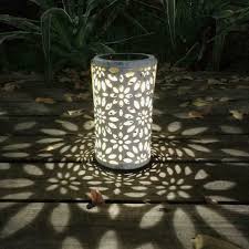 Solarleuchte zuhause auf das fensterbrett stellen und abends das stimmungsvolle licht relaxdays led stehlampe »solarleuchte im einmachglas weiß«. Solar Laterne Outdoor Aussen Licht Led Hangelampe Gartenlaterne Dekor Lampe Sl Ebay