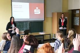 Ksk Startet Mit S For School Is Cool Der Blog Der Kreissparkasse Euskirchen