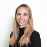 Racing the Sun (Avon Camelot Books)|Paul Pitts.