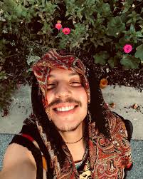 AJ (AdrianJosé) (@adrianjflores_) • Instagram photos and videos