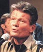 Curt Petersen er død