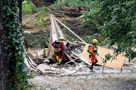 Jul 15, 2021 · unwetter in leverkusen: Unwetter In Frankreich Ferienlager Mit 119 Kindern Aus Leverkusen Geraumt Ein Vermisster