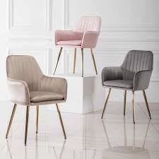 Laden sie dieses kostenlose foto zu rosa stuhl in einem weißen raum und entdecken sie mehr als 8m professionelle stockfotos auf freepik. Nordic Rosa Stuhl Esszimmer Stuhl Net Roten Nagel Make Up Stuhl Tee Kaffee Stuhl Hause Designer Schmiedeeisen Hause Studie Schlafzimmer Stuhl Cafe Chairs Aliexpress