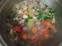 #edisilebaransyawwal #cookpadcommunity_jakarta pas hari raya anak sakit,jd bener² ga masak apapun alhamdulillah msh bisa order ketupat,rendang dan sayur.apapun kondisinya masih ikut lebaran kali ini bikin sendiri sebagai bentuk ganti yg wkt itu ga bebikinan sajian lebaran Resep Praktis Sup Daging Tetelan Sapi Womantalk