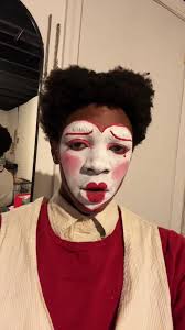 I lowkey look chopped lip syncing 🌚 #facepaint #valentinesday  #floptok😍😍😭😌🤞💅💅