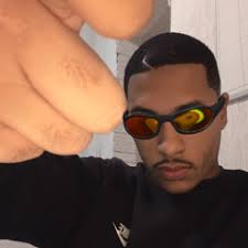 Stream Victor Reis music