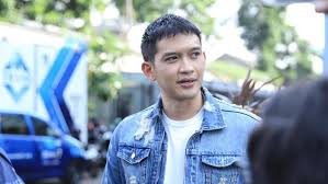 Di tengah isu tak mengenakan tersebut, unggahan mantan tunangan rezky aditya, razer patricia juga turut menyorot perhatian warganet di sosial media. Sw4ci1tgvzausm