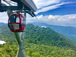 Sebuah jambatan melengkung pejalan kaki yang terpanjang di dunia. Langkawi Cable Car 4 In 1 Ticket Price 2021 Online Promo