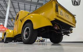 Image result for Oakwood Brown 1940 GMC