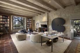 Celebrityhomes Ellen Degeneres And Portia De Rossi List Their Home For 45 Million In The Hills Of Santa Maisons De People Maison De Star Decoration Maison