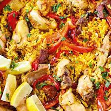 One Pot Spanish Chicken Paella Easy Lockdown Rice Recipe In 2020 Easy Paella Chicken Paella Paella