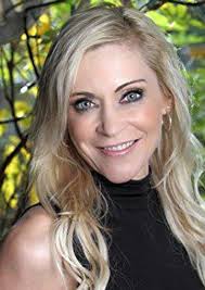 Twierdzi, że nie ma przyjaciół, bo jest zbyt piękna