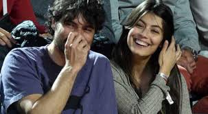 Alessandra mastronardi e ross mccall sono ormai inseparabili da quattro anni e per il fidanzato l'allieva è rimasta a vivere a londra, . Alessandra Mastronardi Addio Al Fidanzato Liam Agli Internazionali Con L Amico Misterioso