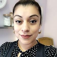 Lola Lopez's Instagram, Twitter & Facebook