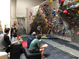Aesthetic climbing gym llc is a health, wellness and fitness company based out of 26794 vista terrace, lake forest, california, united states. Aesthetic Climbing Gym See Schedules Reviews More Activityhero Com
