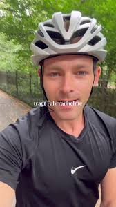 Fahrradhelm Tragen